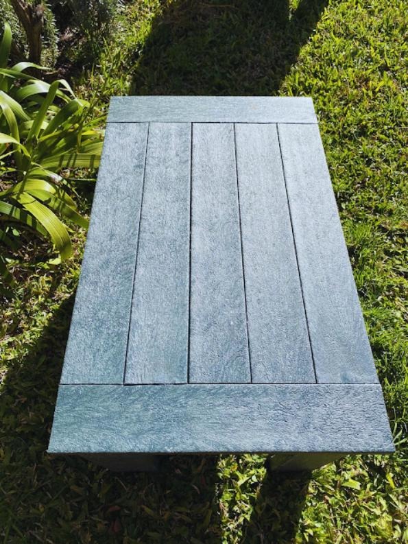 Detalle de las tablas de la mesa ratona